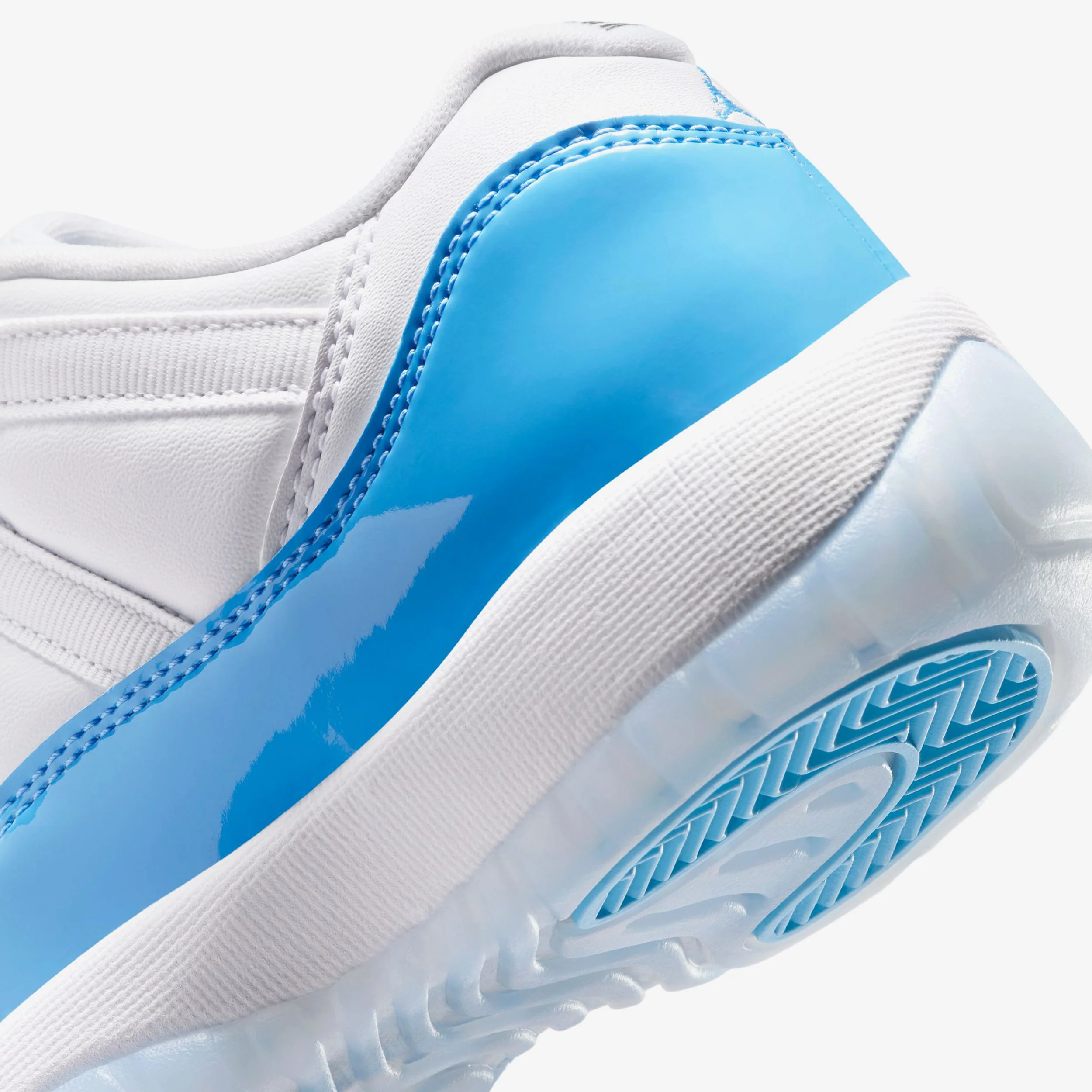 Air Jordan 11 Retro Low "University Blue" Big Kids (GS) - Image 7