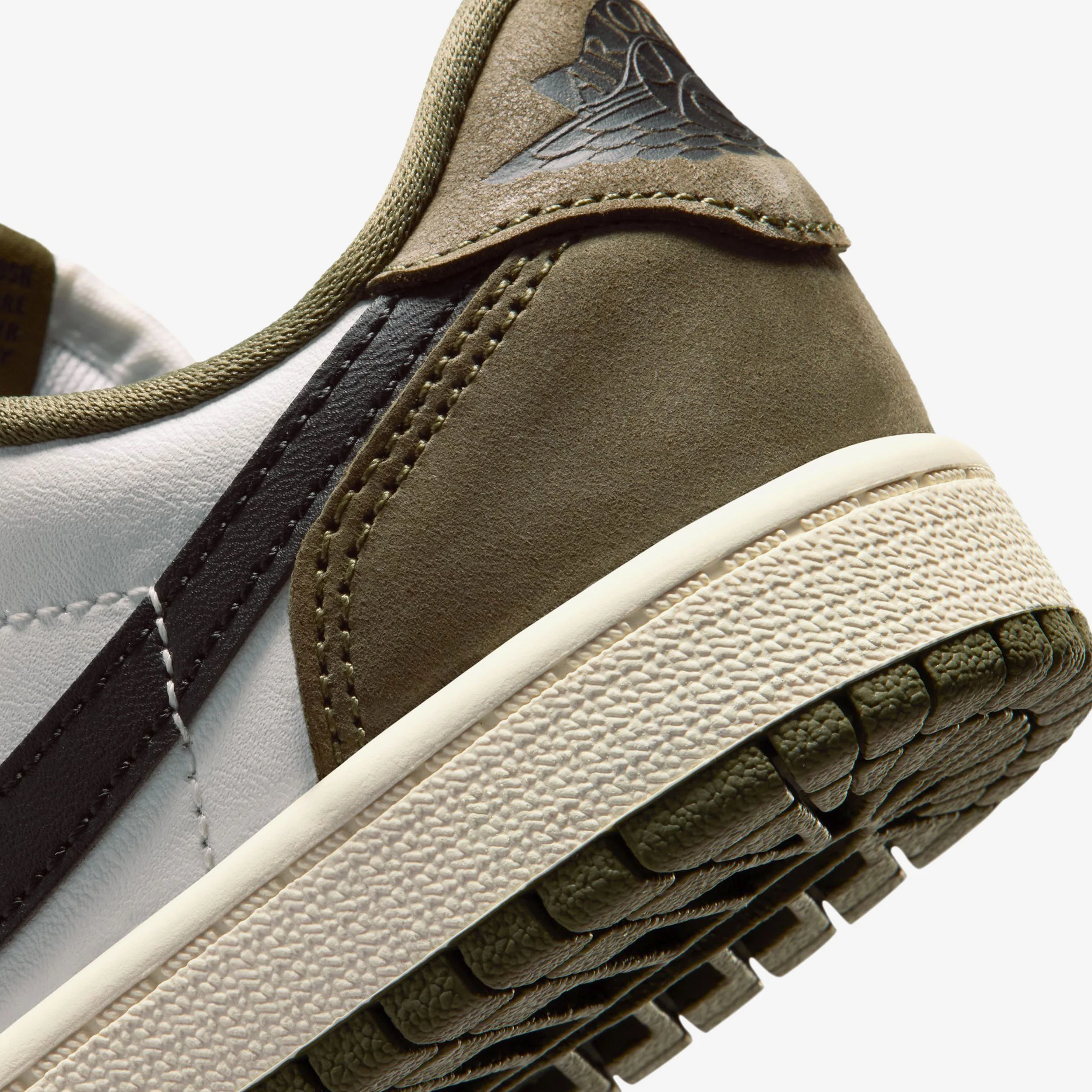 Jordan 1 Retro Low OG "Medium Olive" Little Kids (PS) - Image 7